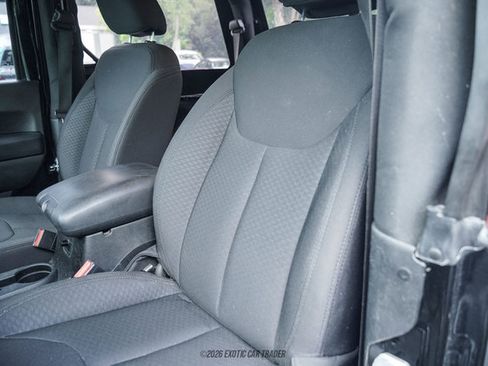 Used 2017 Jeep Wrangler Sport AWD/4WD image 55