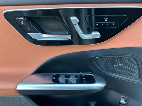 Certified 2025 Mercedes-Benz C 300 4MATIC Sedan image 12