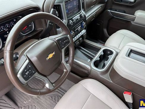 Certified 2021 Chevrolet Silverado 1500 LTZ w/ Technology Package AWD/4WD image 10