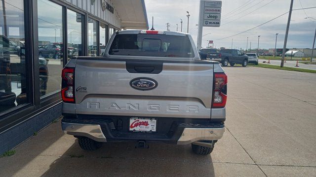 Used 2024 Ford Ranger Lariat w/ FX4 Off-Road Package AWD/4WD image 3