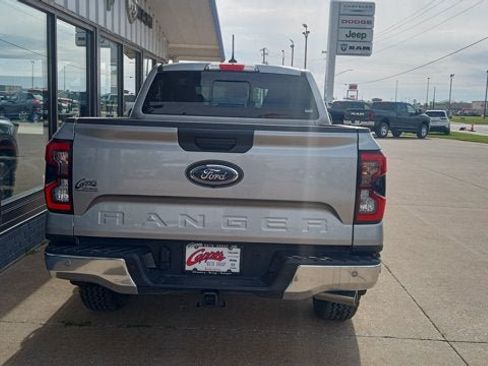 Used 2024 Ford Ranger Lariat w/ FX4 Off-Road Package AWD/4WD image 3