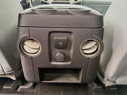 Used 2016 Ford F250 XLT w/ XLT Premium Package RWD image 24