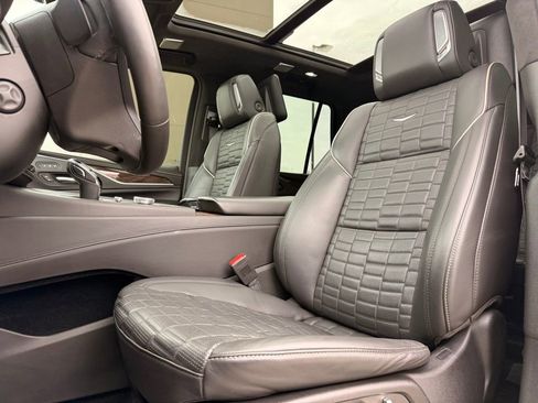 Used 2022 Cadillac Escalade Sport Platinum image 29