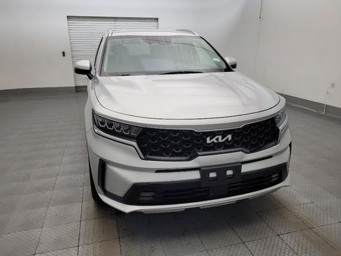 Used 2023 Kia Sorento EX AWD/4WD image 14