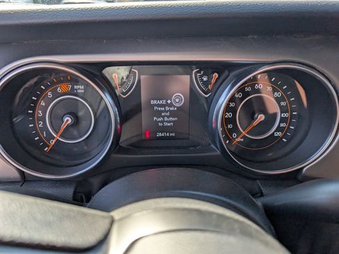 Used 2021 Jeep Wrangler Unlimited Willys image 16