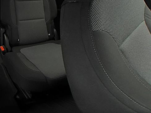 Used 2023 Chevrolet Traverse LT w/ LPO, Floor Liner Package AWD/4WD image 17