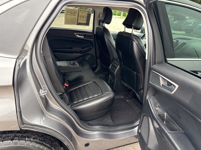 Used 2024 Ford Edge SEL AWD/4WD image 11