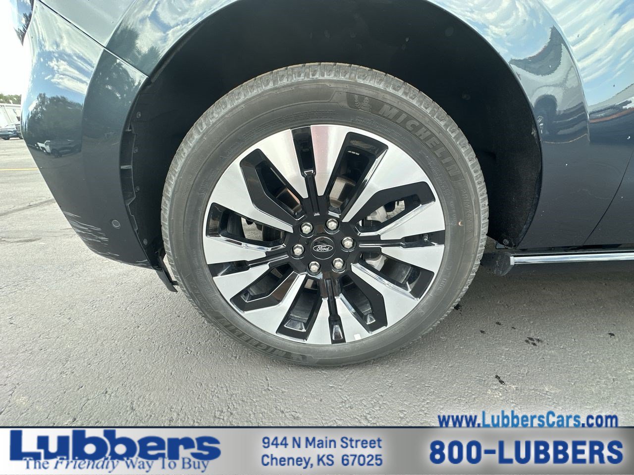 Used 2025 Ford Expedition Max Platinum w/ Driver's Package AWD/4WD image 10