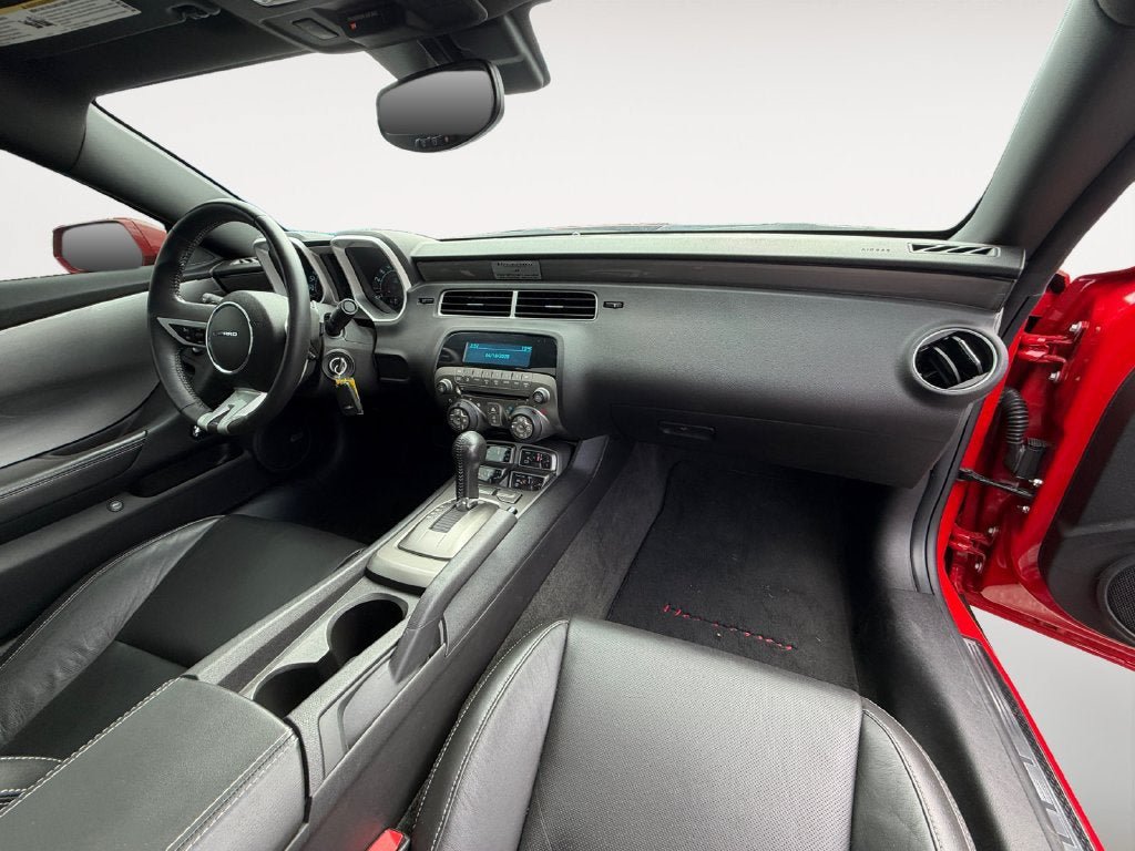 Used 2010 Chevrolet Camaro SS w/ RS Package RWD image 12