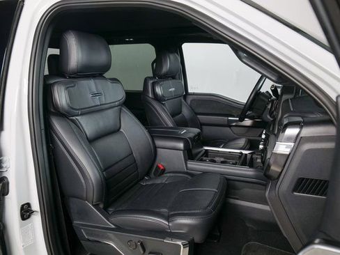 Used 2025 Ford F250 Platinum AWD/4WD image 3