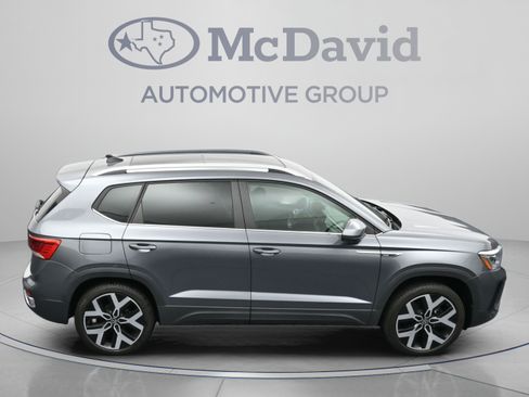Used 2023 Volkswagen Taos SEL AWD/4WD image 40