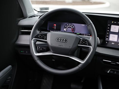 New 2026 Audi Q3 quattro 2.0T AWD/4WD image 29