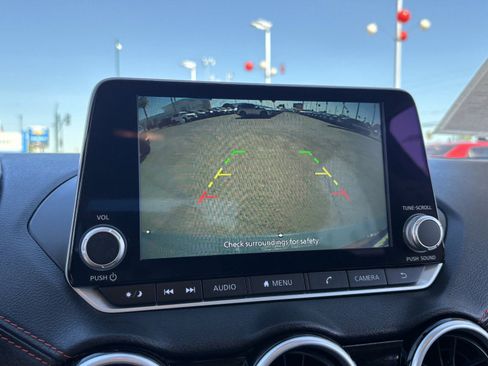 Used 2025 Nissan Sentra SR FWD image 24