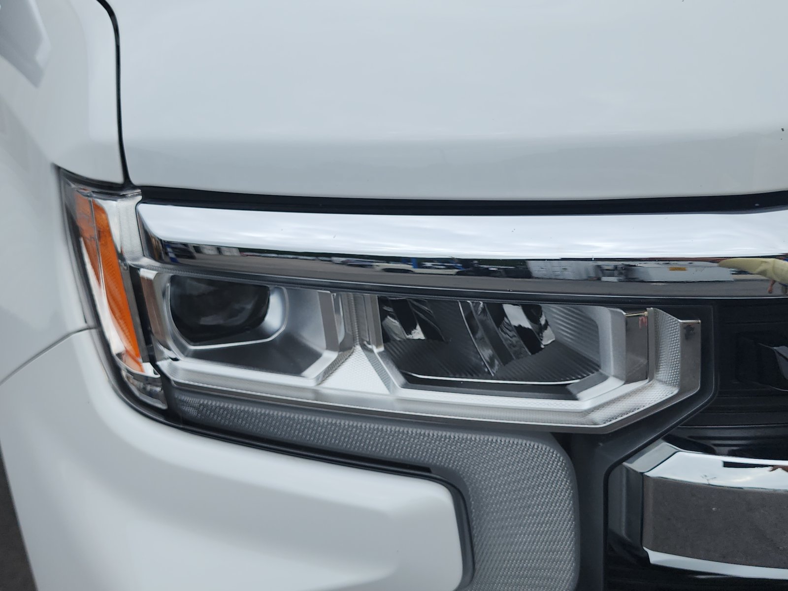 Used 2023 Chevrolet Silverado 1500 LT AWD/4WD image 12