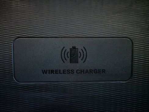 Used 2023 Jeep Grand Cherokee L Limited w/ Luxury Tech Group II image 35