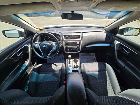 Used 2016 Nissan Altima 2.5 S w/ Power Driver Seat Package FWD image 13