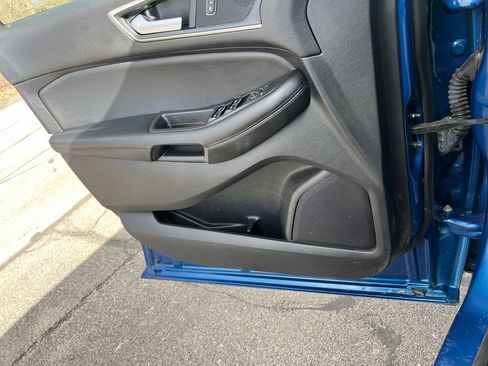 Used 2021 Ford Edge SEL w/ Convenience Package image 10