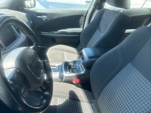 Used 2023 Dodge Charger SXT RWD image 8