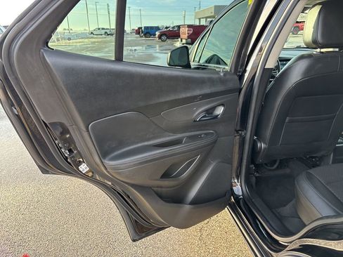 Used 2020 Buick Encore Preferred image 24