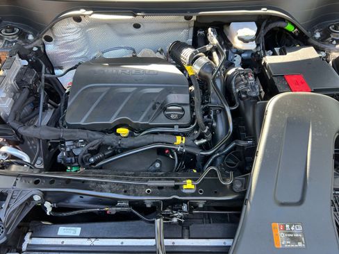 Used 2025 Buick Envista Preferred image 25