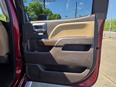 Used 2018 GMC Sierra 3500 Denali w/ Duramax Plus Package AWD/4WD image 29