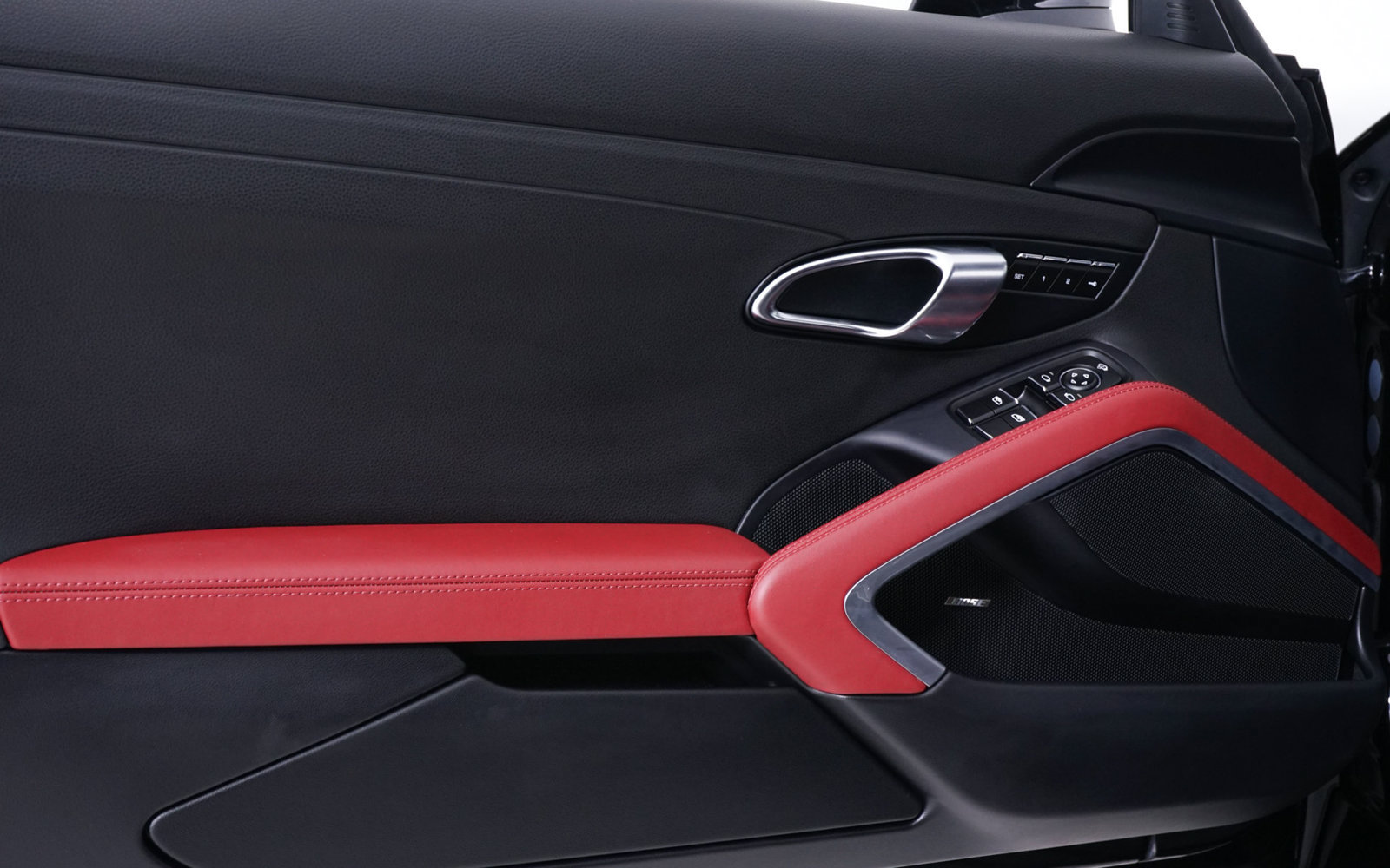 Used 2025 Porsche 718 Cayman S RWD image 21