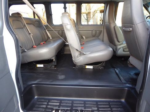 Used 2017 Chevrolet Express 2500 LS image 24