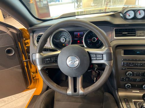 Used 2013 Ford Mustang Boss 302 w/ Boss 302 Accessory Pkg RWD image 16