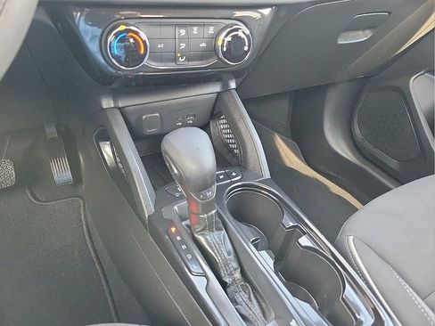 Used 2025 Chevrolet TrailBlazer LT image 17