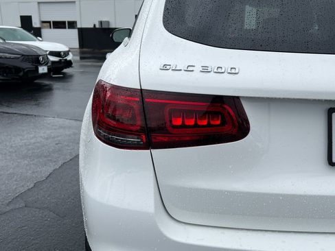 Used 2022 Mercedes-Benz GLC 300 image 11