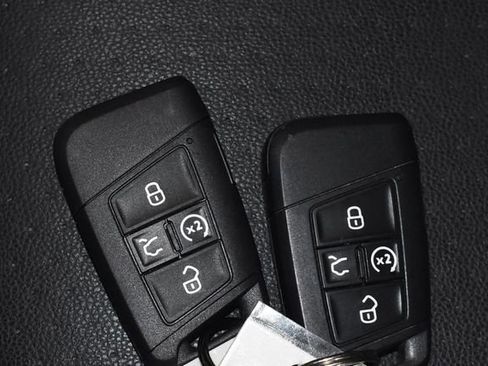 Used 2024 Volkswagen Jetta SE image 23