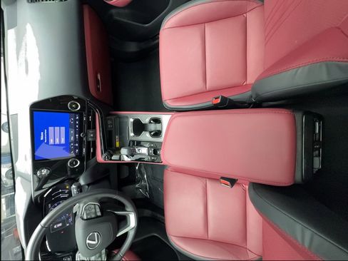 Used 2025 Lexus NX 250 FWD w/ Accessory Package (Z2) image 39