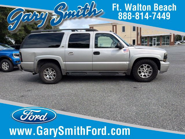 Used 2004 Chevrolet Suburban Z71 w/ Preferred Equipment Group AWD/4WD image 1
