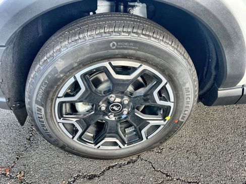 New 2025 Ford Bronco Sport Outer Banks image 12