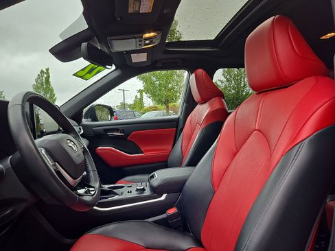 Used 2022 Toyota Highlander XSE w/ Protection Package #3 (TMS) image 13