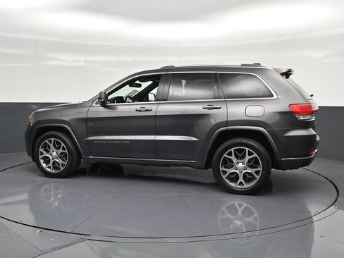 Used 2018 Jeep Grand Cherokee Limited RWD image 8