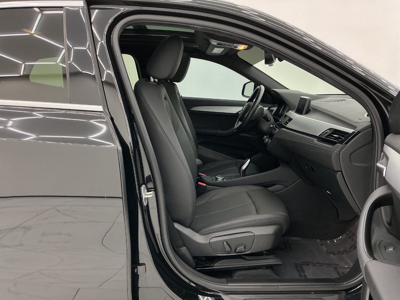 Used 2020 BMW X2 xDrive28i AWD/4WD image 15