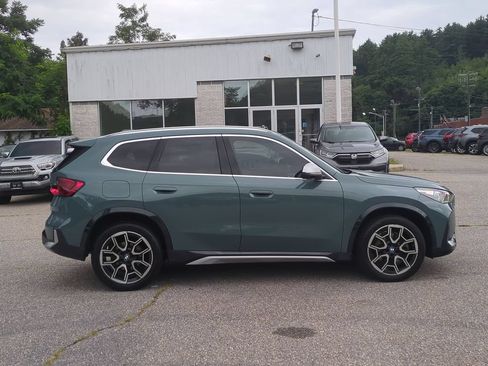 Used 2023 BMW X1 xDrive28i w/ Premium Package AWD/4WD image 3