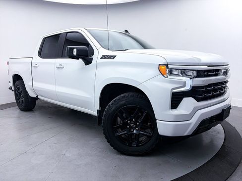 Used 2022 Chevrolet Silverado 1500 RST image 1