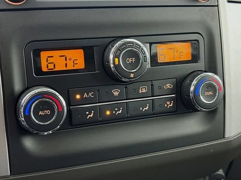 Used 2020 Nissan Frontier PRO-4X AWD/4WD image 18