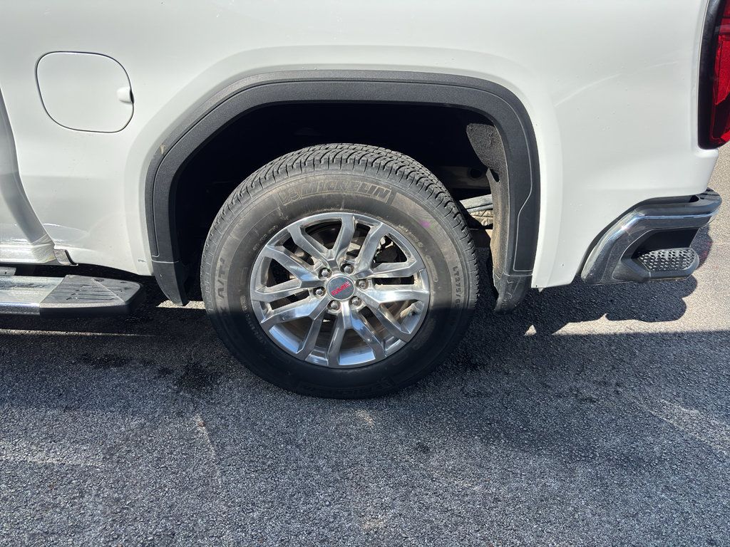 Certified 2022 GMC Sierra 1500 SLT AWD/4WD image 9