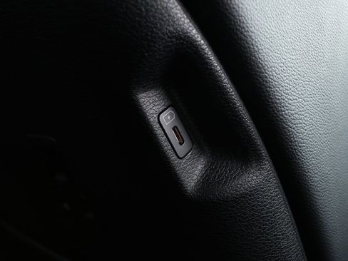 Used 2025 Kia Sportage SX FWD image 34