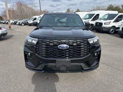 New 2026 Ford Explorer ST-Line w/ ST-Line Street Pack image 23