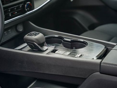 New 2026 Nissan Rogue S image 20