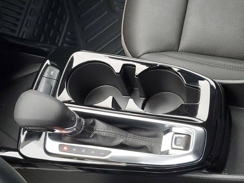 Used 2025 Chevrolet Trax ACTIV w/ Sunroof Package image 20