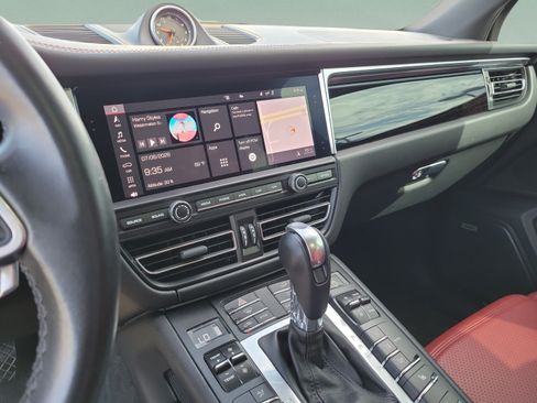Used 2021 Porsche Macan S AWD/4WD image 21