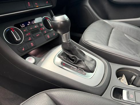 Used 2018 Audi Q3 2.0T Premium image 17