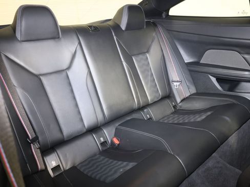 Used 2021 BMW M4 Competition w/ Executive Package RWD image 32