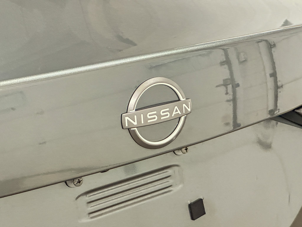 Used 2024 Nissan Sentra SV FWD image 17