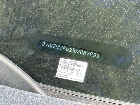 Used 2024 Volkswagen Jetta SE FWD image 30
